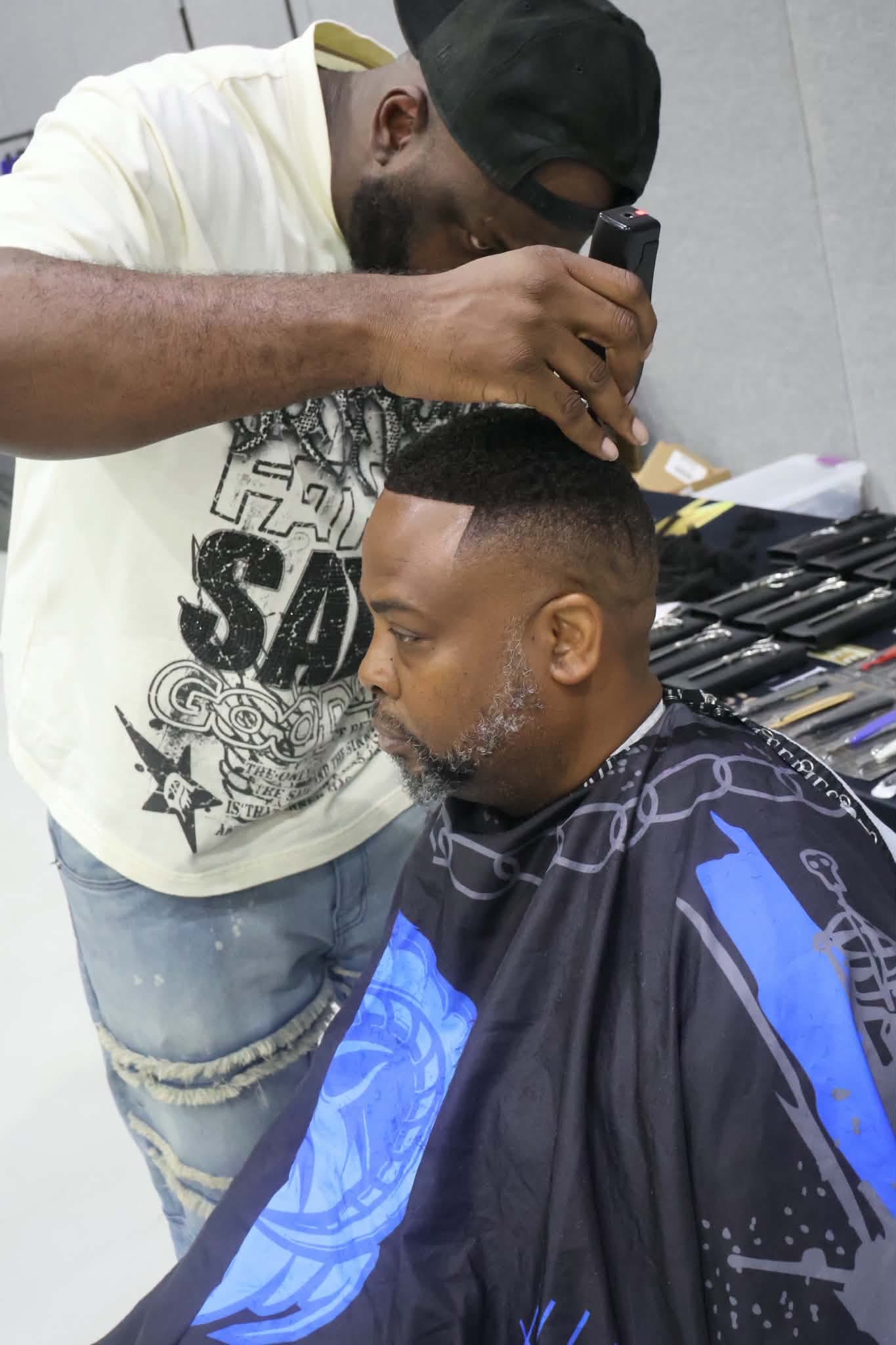 A crisp fade and lineup takes shape during B²E² 2026 in Bossier City.